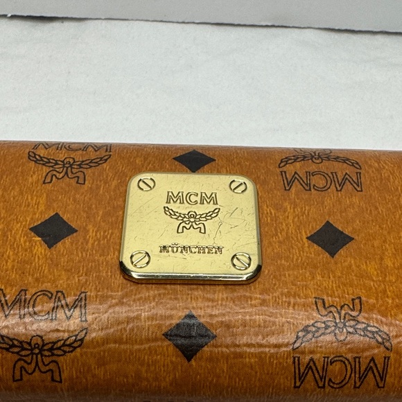 MCM Gold Textured Accessory - Picture 11 of 16